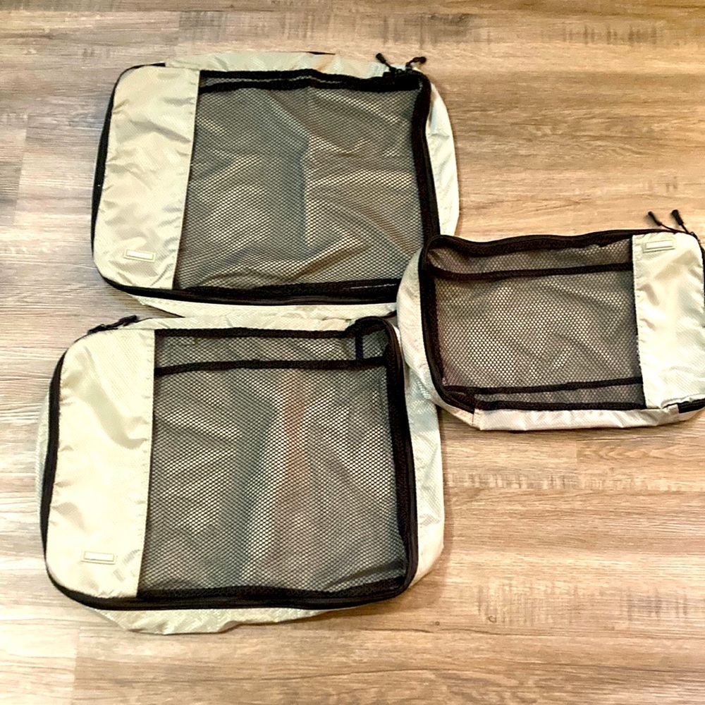 Amazon Basics Double Zippered Netted Travel Organizer Bags NEW